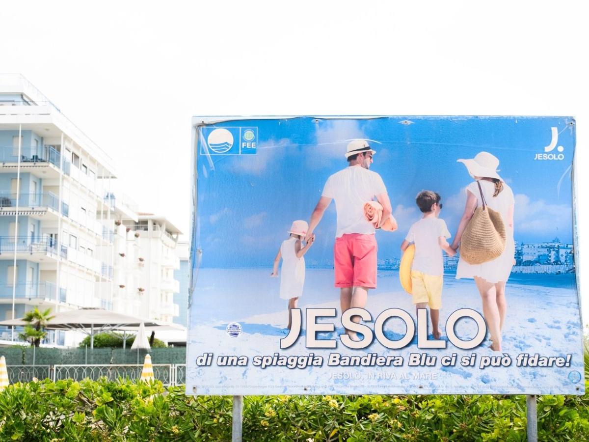 Family Hotel Alexander - Azzurro Club Lido di Jesolo Exterior photo